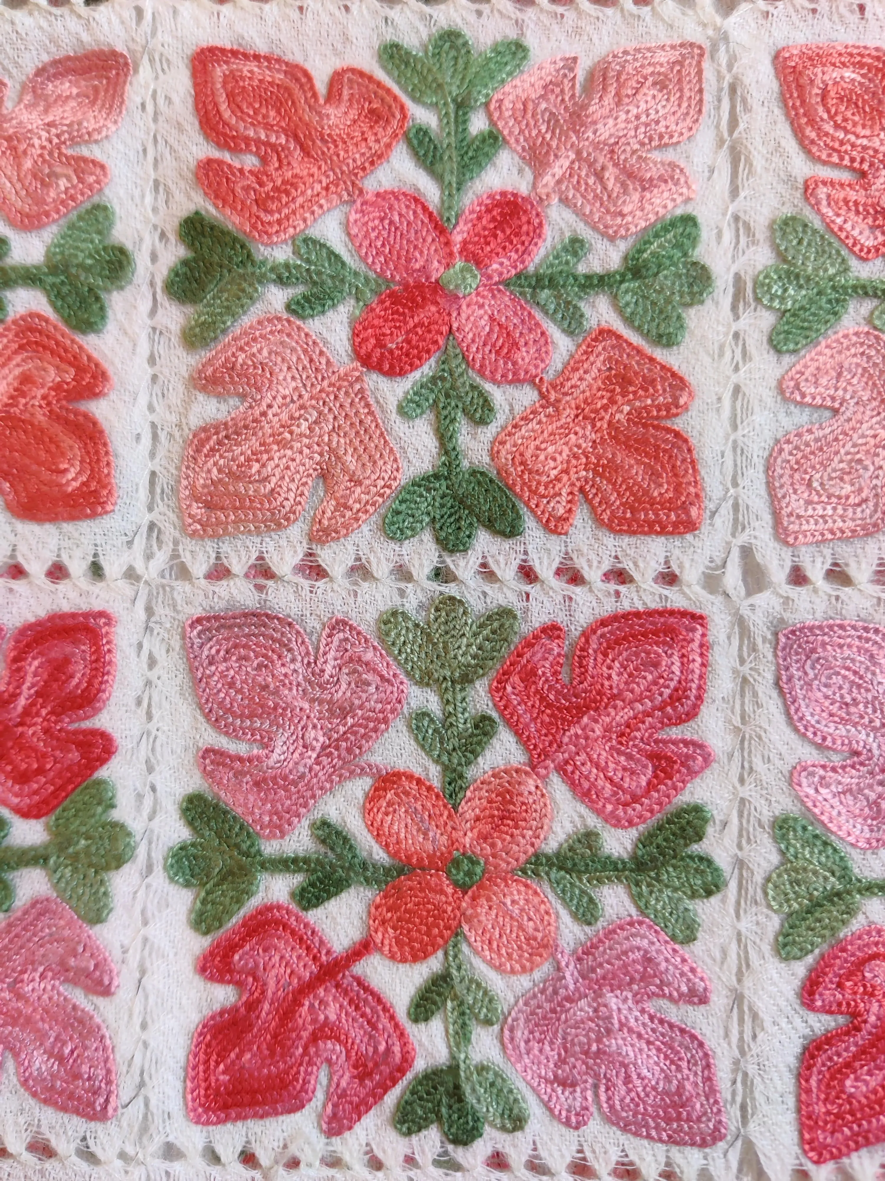 Aari Cut Work Floral-Embroidered White Merino Wool Scarf