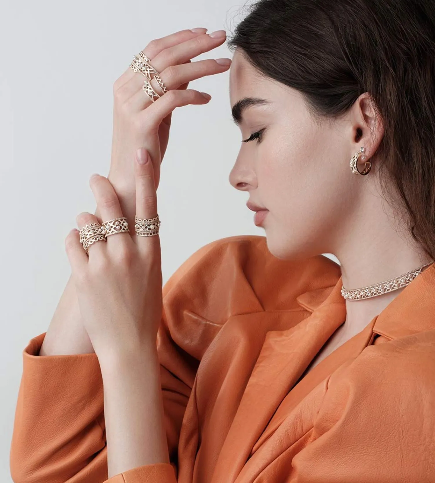 Alma Yellow Gold Mini Ring