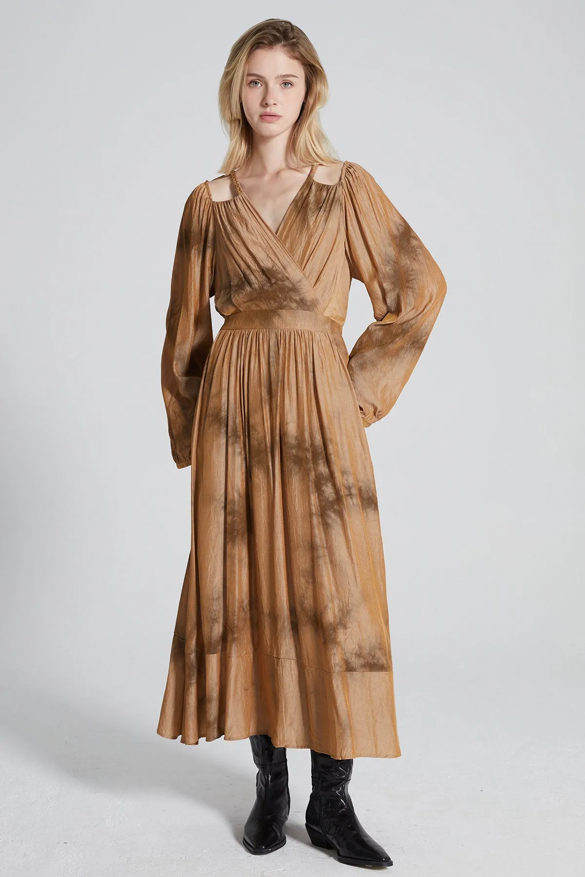 Ellora Vintage V-Neck Maxi Dress