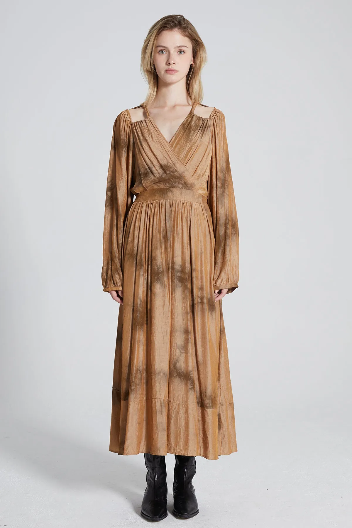 Ellora Vintage V-Neck Maxi Dress