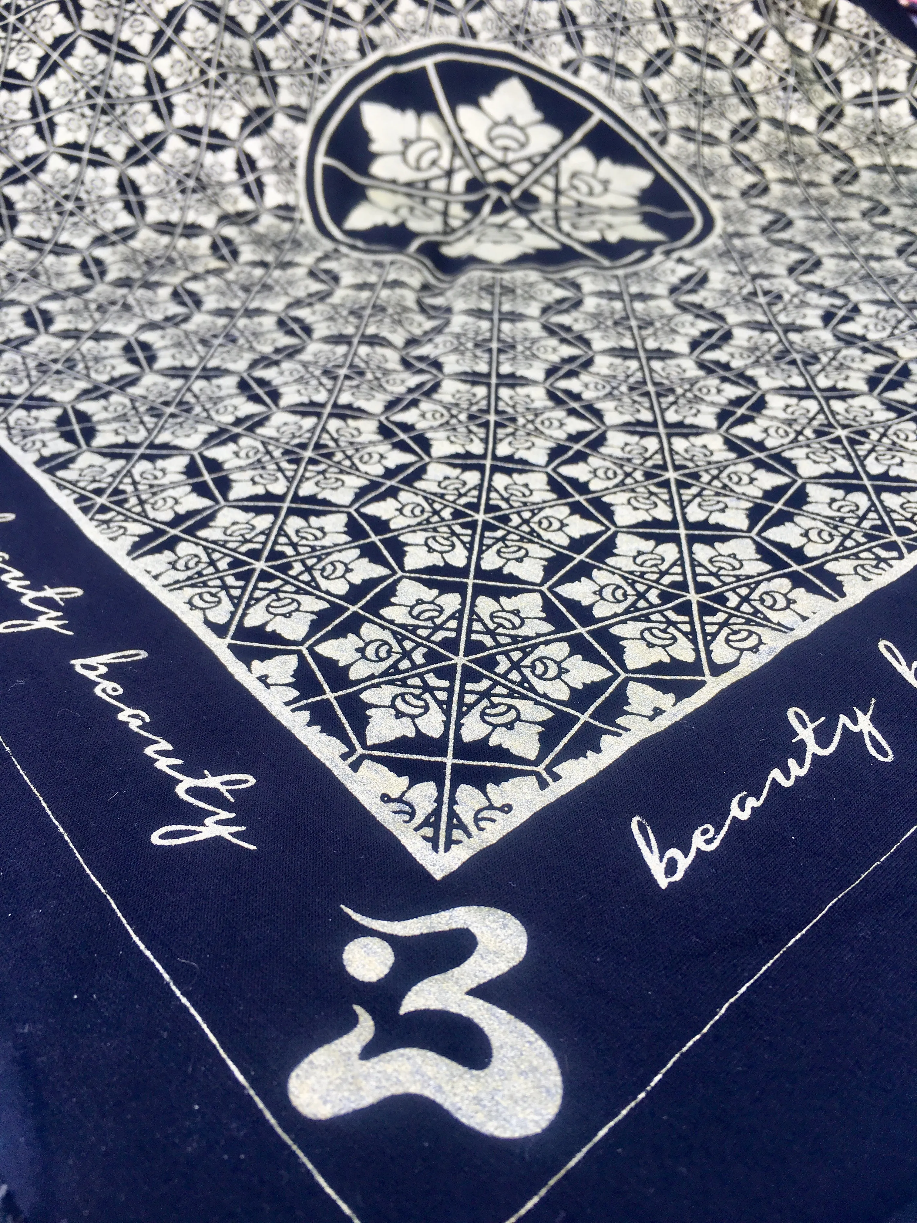 Frequency Bandana
