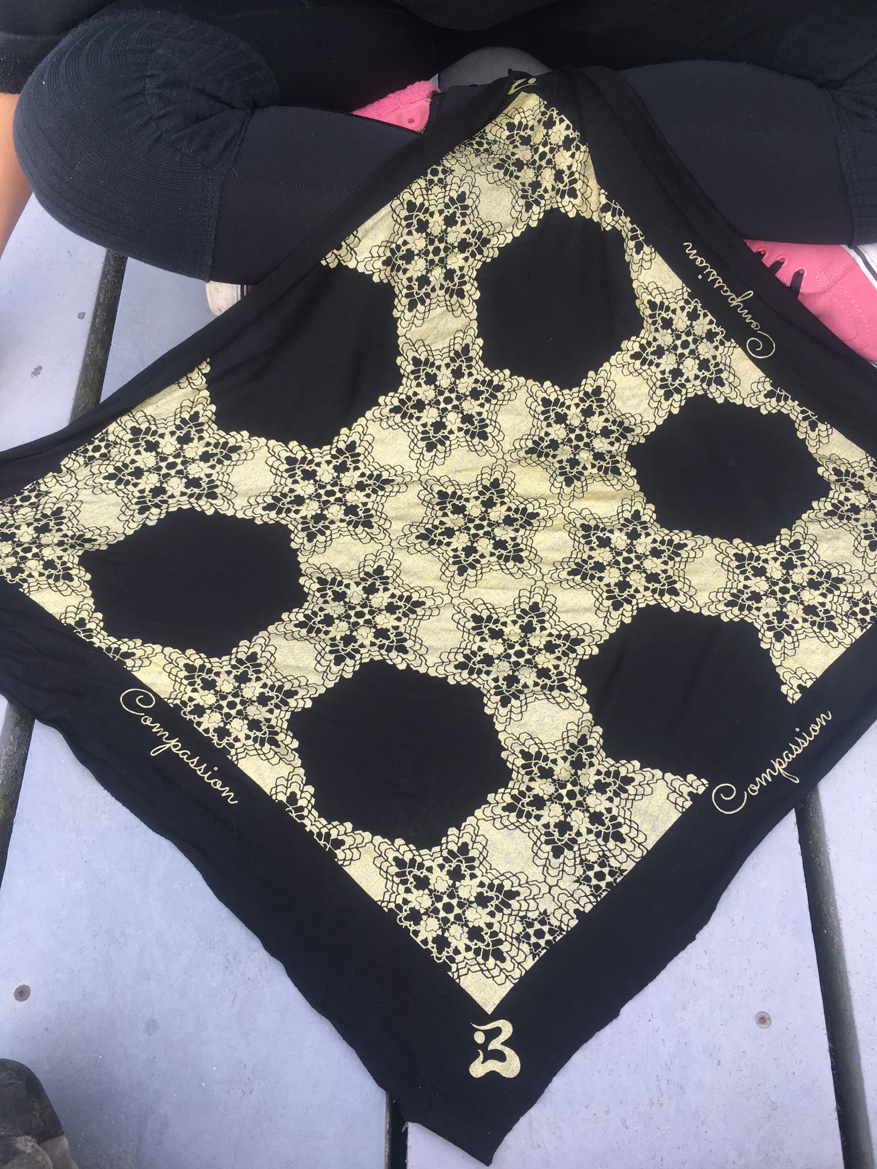 Frequency Bandana