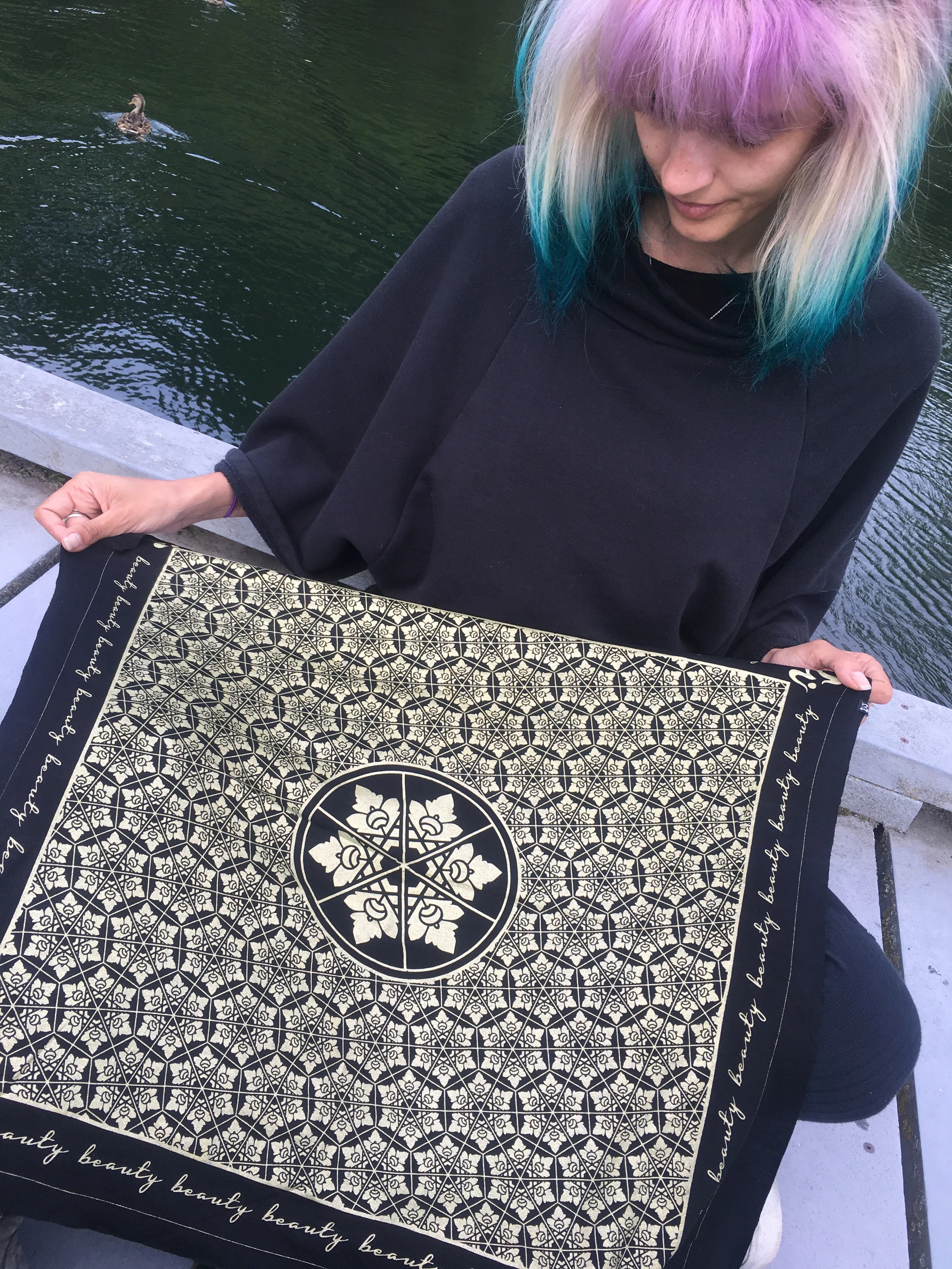 Frequency Bandana