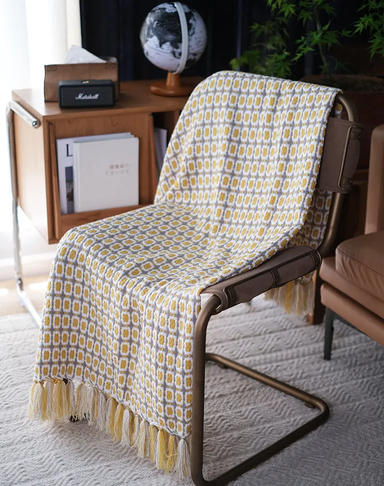 Geometric Pattern Tassel Throw
