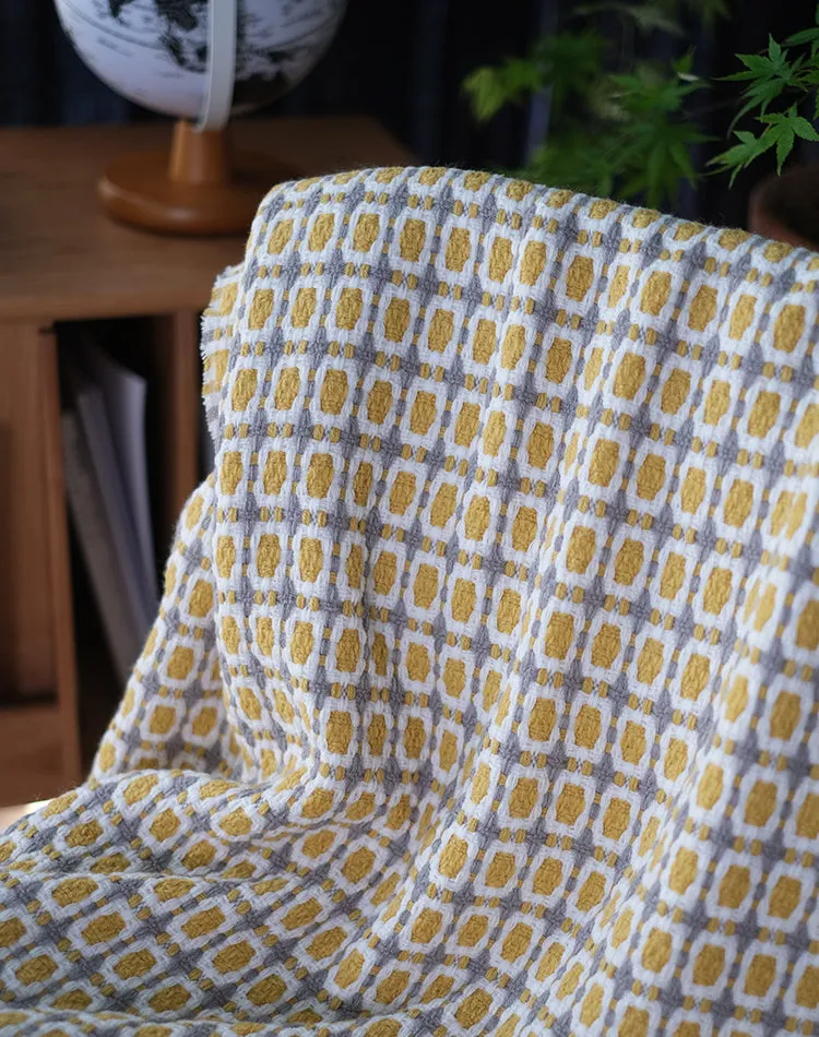 Geometric Pattern Tassel Throw