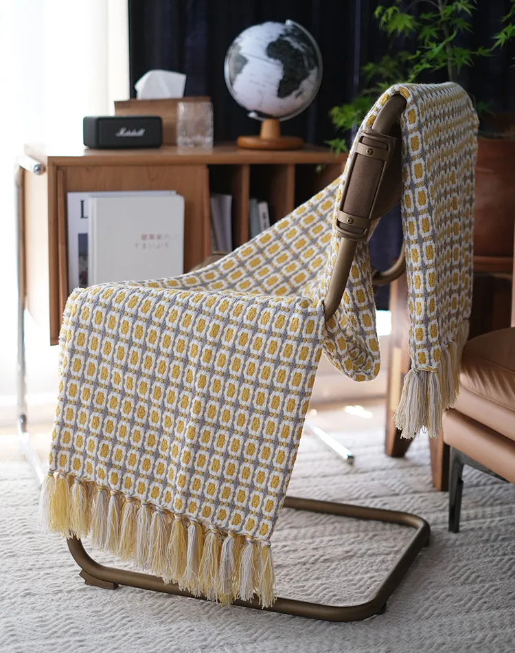 Geometric Pattern Tassel Throw
