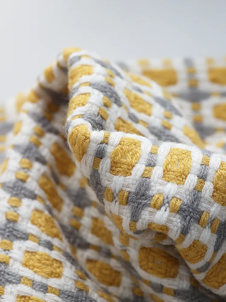 Geometric Pattern Tassel Throw