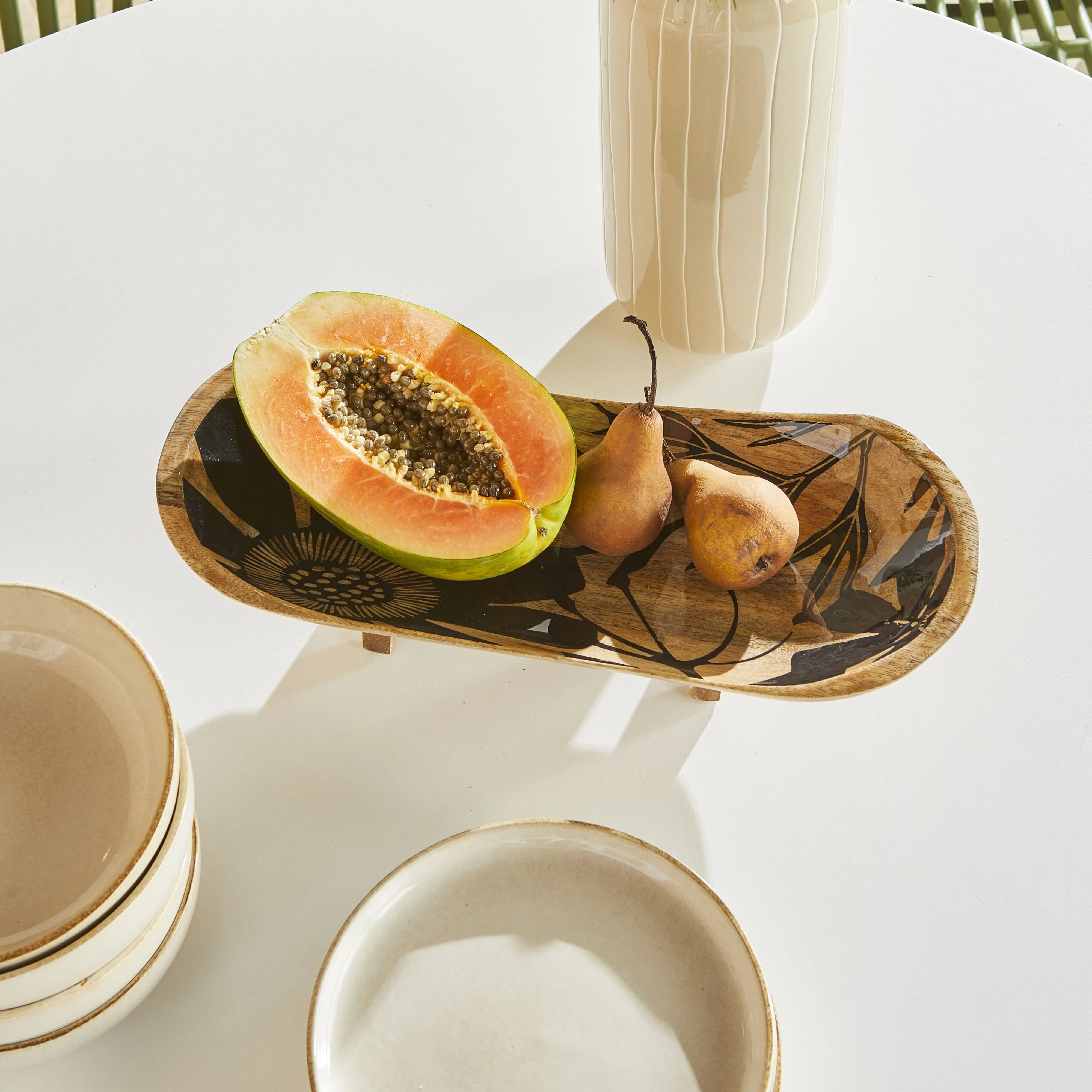 Moana Pedestal Platter 41.5cm