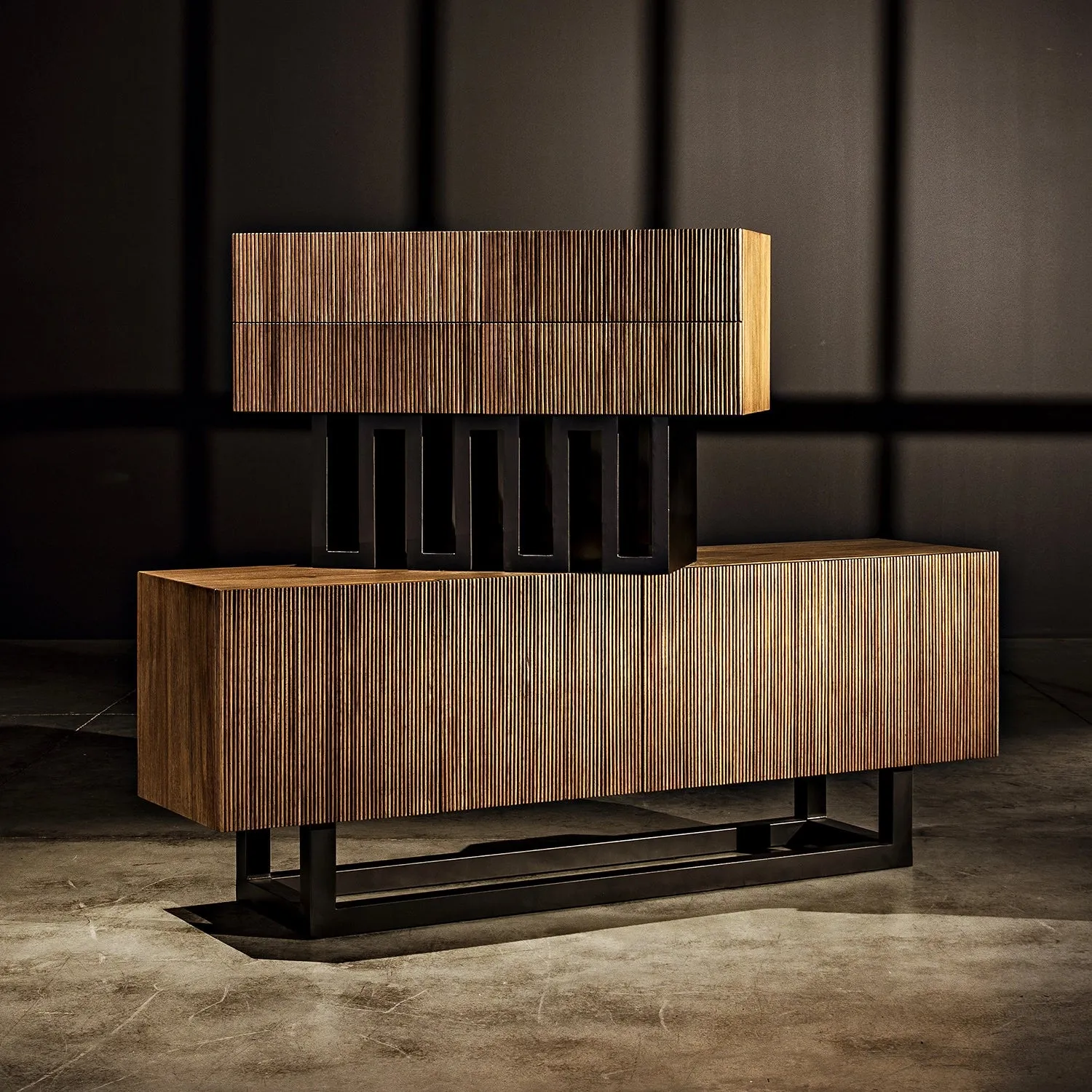 Romeo Dining Table