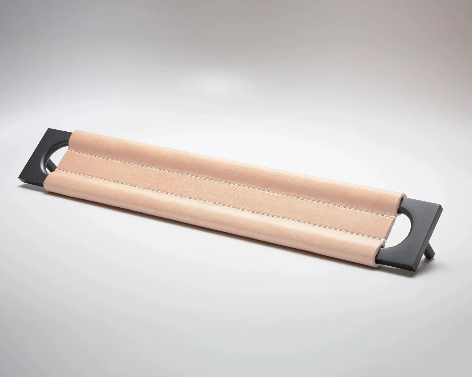 Stitch 12S Leather Cabinet Pull