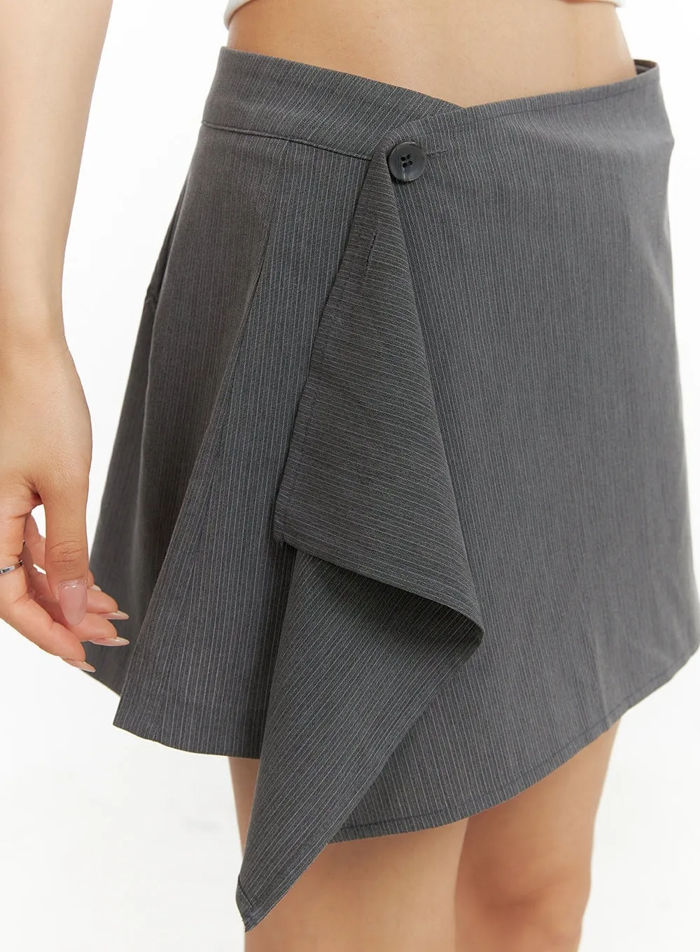 Wrap Buttoned Shorts CY407